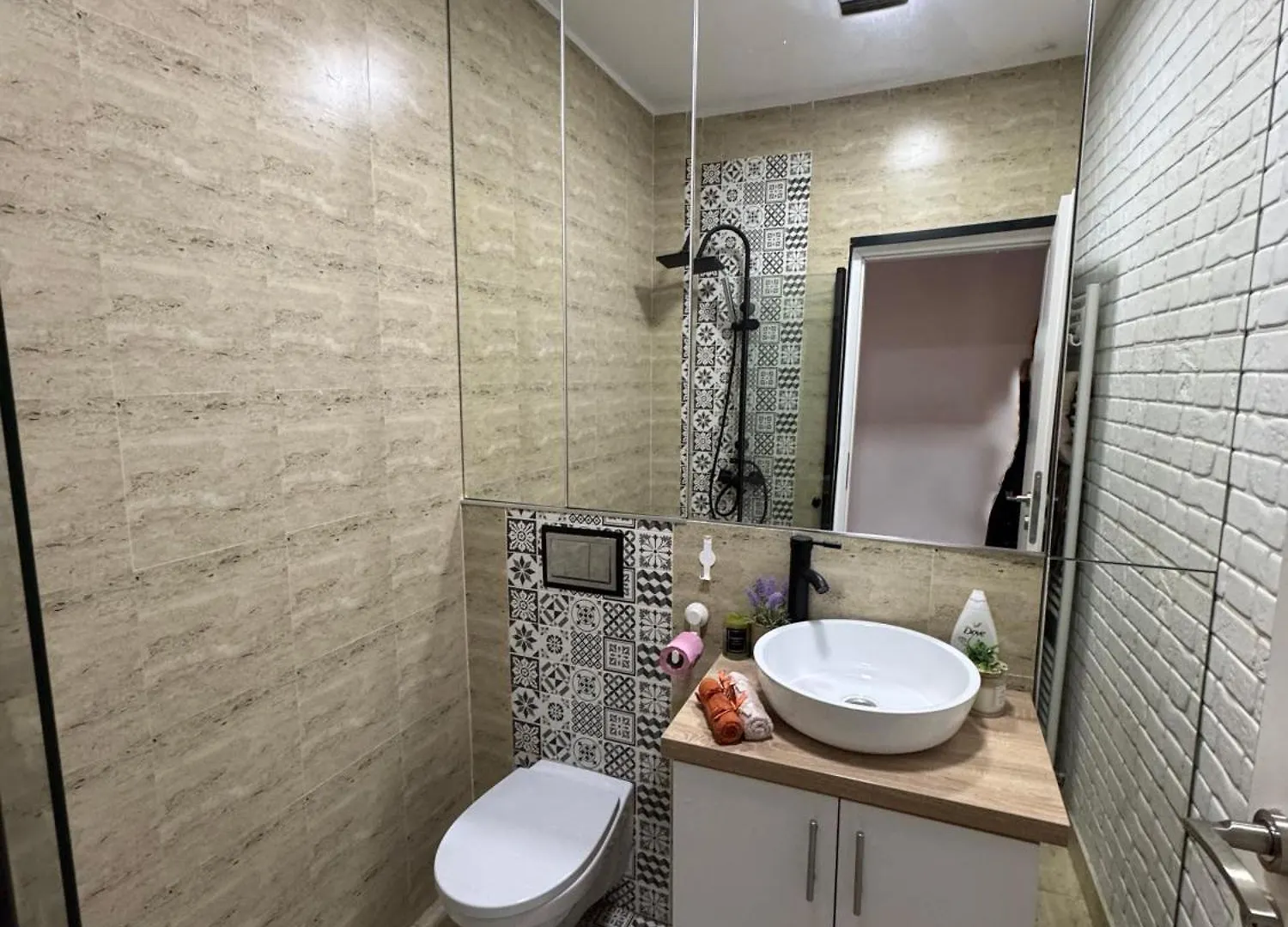 Passionate Paradise Retreat Bucharest Apartment